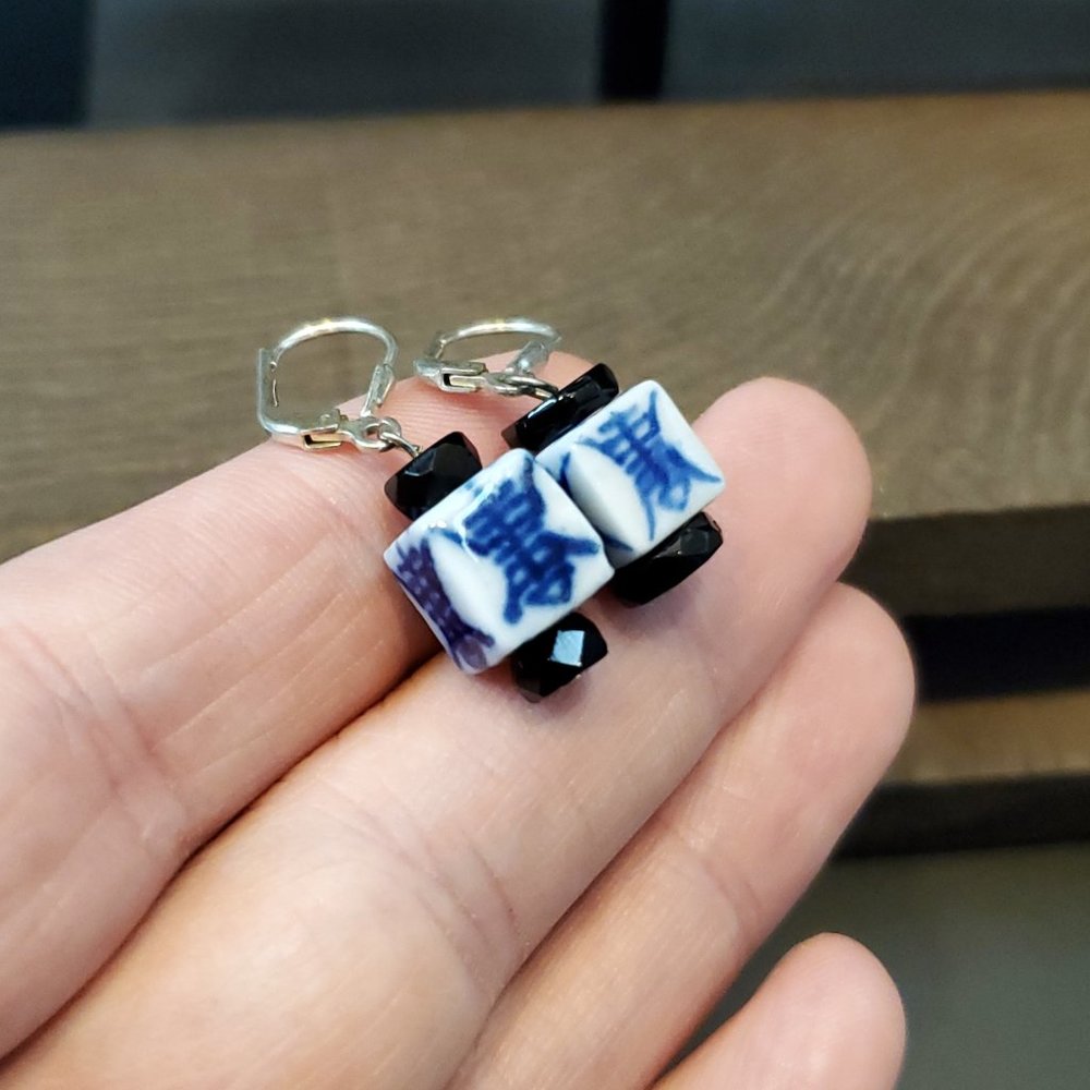 925 Sterling Silver Asian Character Glass Earrings - Picture 2 of 5